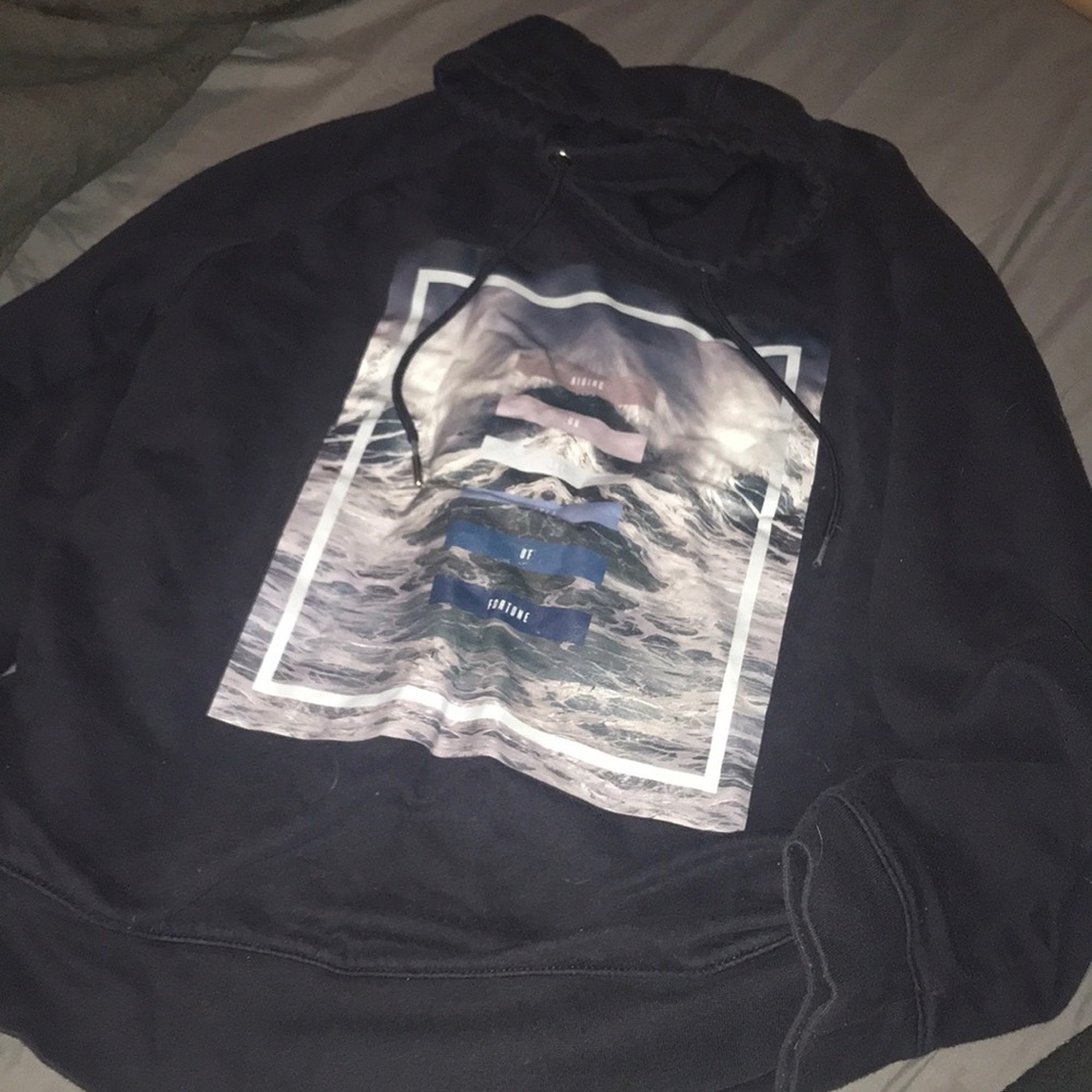 sweatshirt